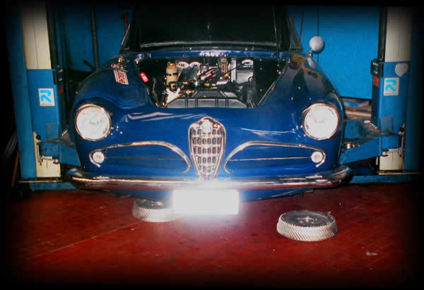 (05)